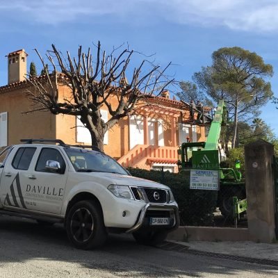 Le Maître d'oeuvre Daville Solutions Bâtiment sur un chantier